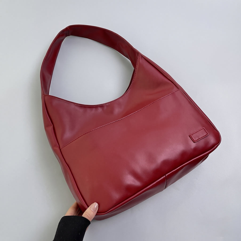 Sofia in Wine Red – Detail